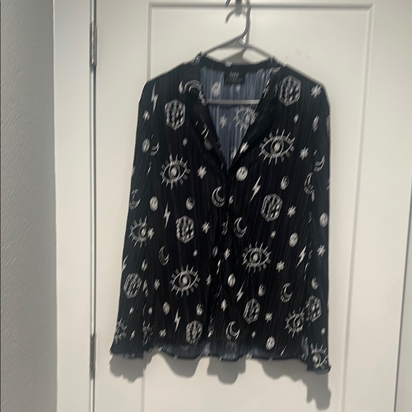 Black and White Long Sleeve Plissé Set in What's Your Sign - Picture 3 of 7